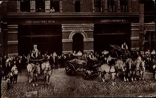 Ak Cincinnati Ohio USA, Fire department, Feuerwehr, Löschwagen
