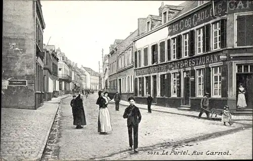 Ak Le Portel Pas de Calais, Rue Carnot, Cafe-Restaurant