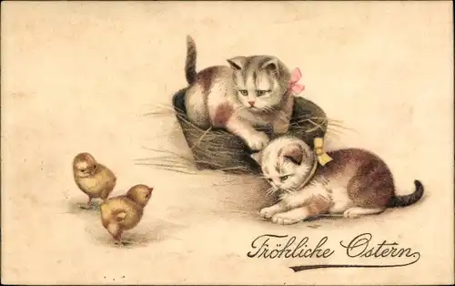 Ak Glückwunsch Ostern, zwei junge Katzen beobachten Küken