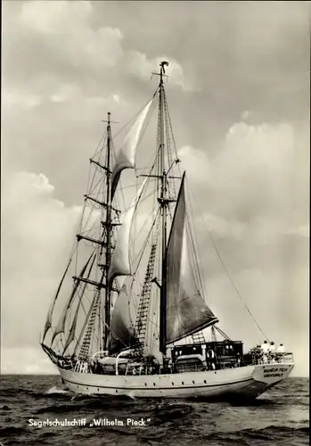 Ak Segelschulschiff Wilhelm Pieck