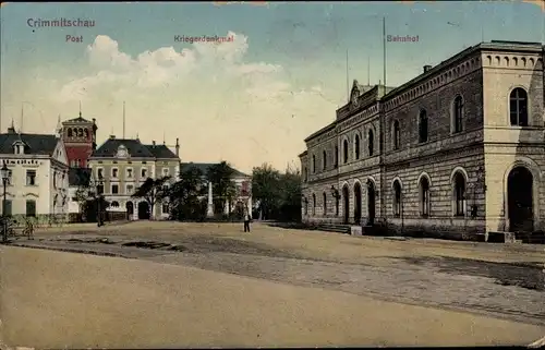 Ak Crimmitschau in Sachsen, Post, Kriegerdenkmal, Bahnhof