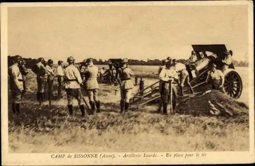 Ak Sissonne Aisne, Sissonne Camp, schwere Artillerie, zum Schießen bereit