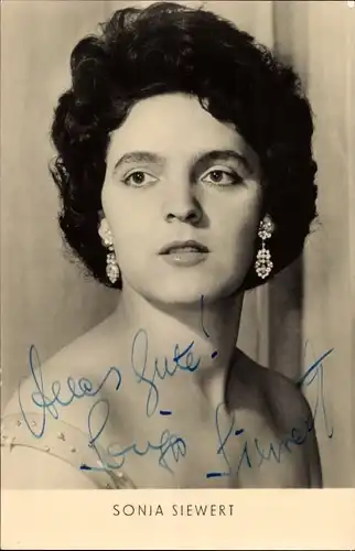 Ak Schauspielerin Sonja Siewert, Portrait, Autogramm, Ohrringe