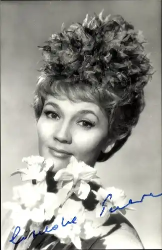 Ak Schauspielerin Liselotte Pulver, Portrait, Autogramm