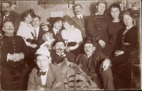 Foto Ak Kämmern ?, Personen in Faschingskostümen, Fastnacht 1921