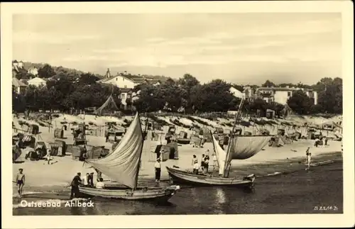 Ak Ostseebad Ahlbeck Heringsdorf auf Usedom, Strand, Segelboote