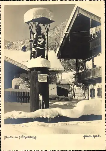 Foto Ak Ruhpolding in Oberbayern, Winteransicht, Statue