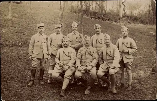 Foto Ak Gruppenfoto Männer in Uniformen, Soldaten, 1917