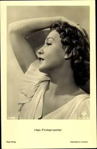 Ak Schauspielerin Heli Finkenzeller, Portrait, Ufa Film