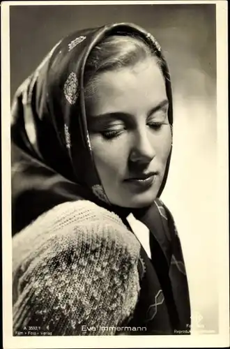 Ak Schauspielerin Eva Immermann, Portrait, Kopftuch