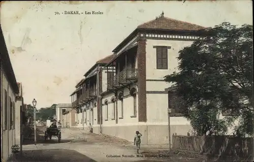 Ak Dakar, Senegal, Schulen