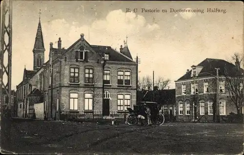 Ak Halfweg Haarlemmermeer Nordholland, R. C. Pastorie en Docterswoning