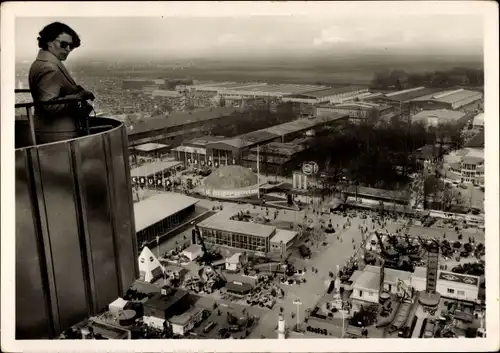 Ak Hannover in Niedersachsen, Blick vom Hermes-Turm, errichtet 1956