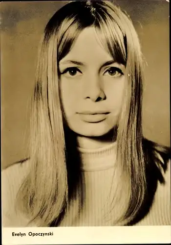 Ak Schauspielerin Evelyn Opoczynski, Portrait