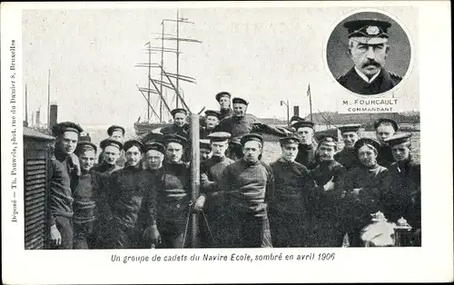Ak Eine Gruppe von Schulschiffkadetten, M.Fourcault, 1906
