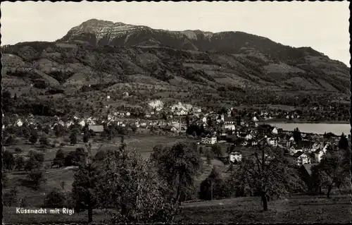 Ak Küssnacht Kanton Schwyz, Ortsansicht mit Rigi