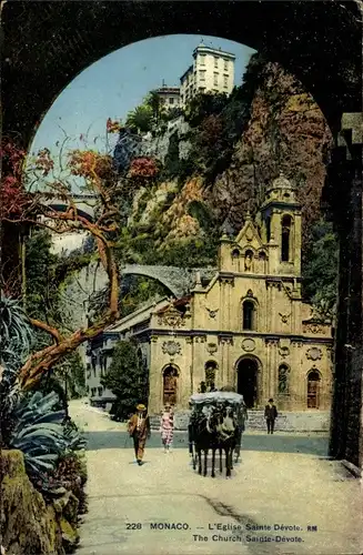 Ak Monaco, L'Eglise Sainte-Devote, Blick durch Bogen, Kutsche