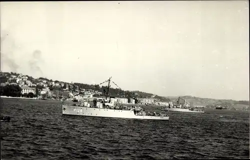 Foto Türkisches Kriegsschiff, P 128, Bafra Klasse