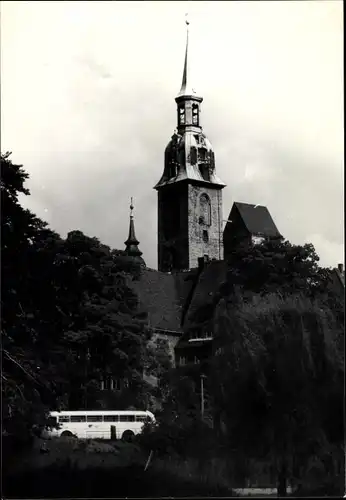 Foto Ak Freiberg in Sachsen, Blick auf die Kirche, Bus