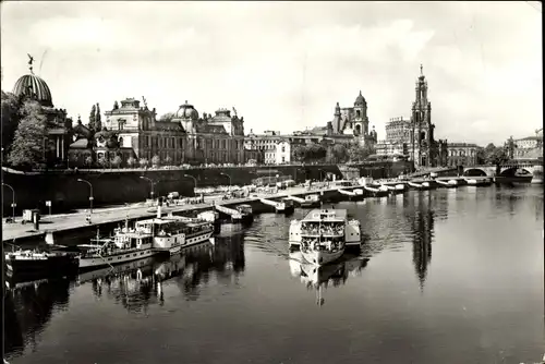 Ak Dresden Altstadt, Terrassenufer, Schiffe, Brücke