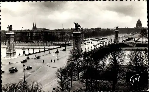 Ak Paris VII, L'Esplanade des Invalides,  Le pont Alexandre III (1900)