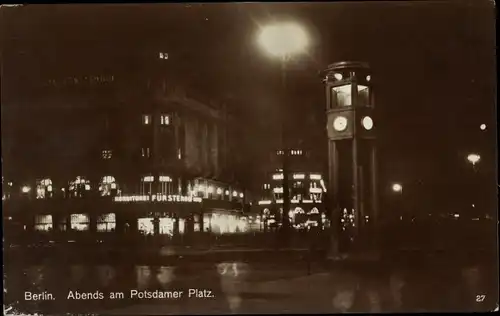 Ak Berlin Tiergarten, Abends am Potsdamer Platz