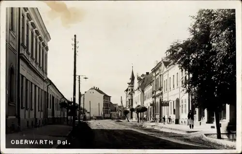 Foto Ak Oberwart Burgenland, Straßenpartie im Ort