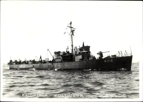 Foto Ak Französisches Kriegsschiff, Voltigeur, Escorteur