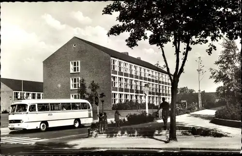 Ak Itzehoe, Kreisberufsschule, Bus