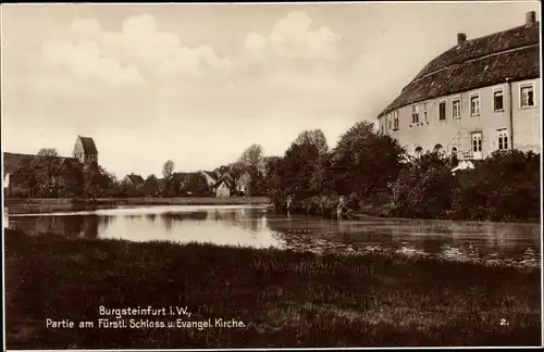 Ak Burgsteinfurt Steinfurt im Münsterland, Partie am Fürstl. Schloss u. Evangl. Kirche