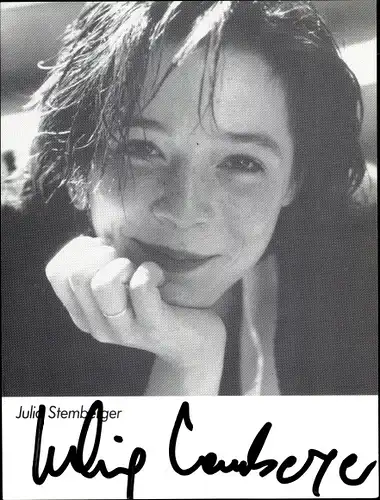 Ak Schauspielerin Julia Stemberger, Portrait, Autogramm
