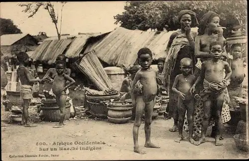 Ak Westafrika, Auf einem indigenen Markt