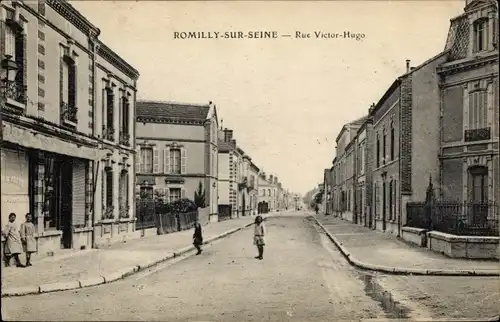Ak Romilly sur Seine Aube, Rue Victor-Hugo