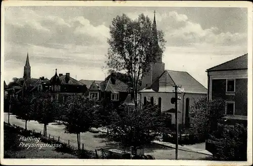 Ak Plattling in Niederbayern, Partie der Preysingstraße, Kirche