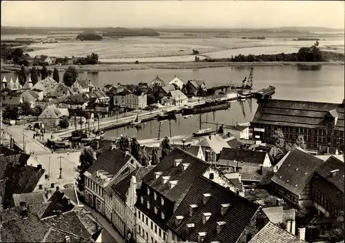 Ak Wolgast in Mecklenburg Vorpommern, Hafen, Schiffe, Panorama