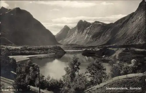 Ak Romsdalen Norwegen, Isterdalstinderne