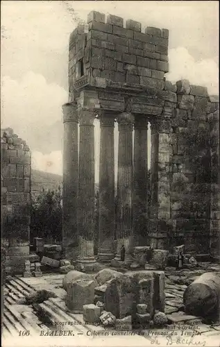 Ak Baalbek Libanon, Cannelce-Säulen des Pronaos des Tempels