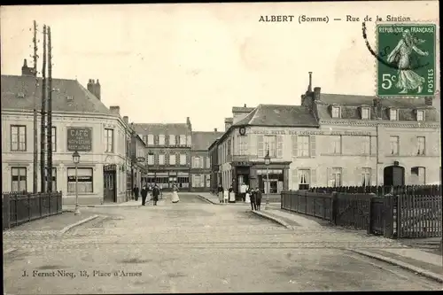 Ak Albert Somme, Rue de la Station