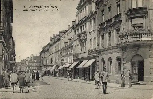 Ak Sarreguemines Saargemünd Lothringen Mosel, Rue Sainte Croix