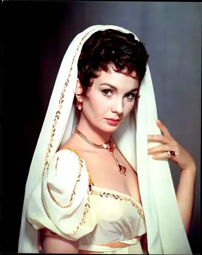 57 Pressefotos Jean Simmons, Portraits und Filmszenen