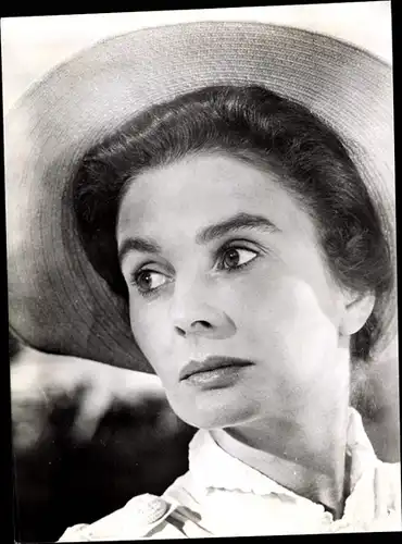 57 Pressefotos Jean Simmons, Portraits und Filmszenen