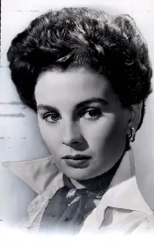 57 Pressefotos Jean Simmons, Portraits und Filmszenen