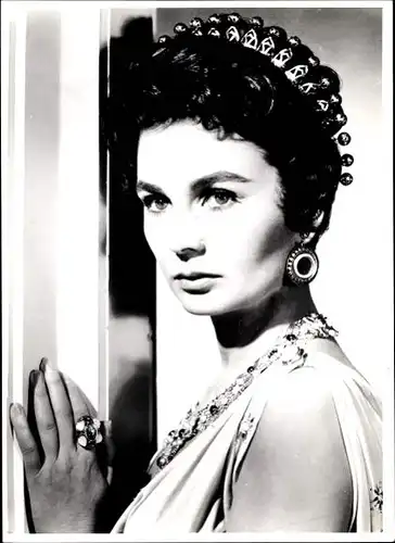 57 Pressefotos Jean Simmons, Portraits und Filmszenen