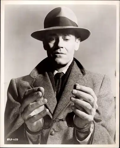 27 Pressefotos Henry Fonda, Portraits und Filmszenen