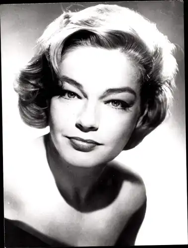 62 Pressefotos Simone Signoret, Portraits und Filmszenen