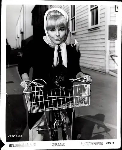 204 Pressefotos Elke Sommer, Portraits und Filmszenen