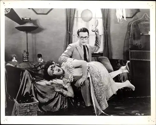 46 Pressefotos Harold Lloyd, Portraits und Filmszenen