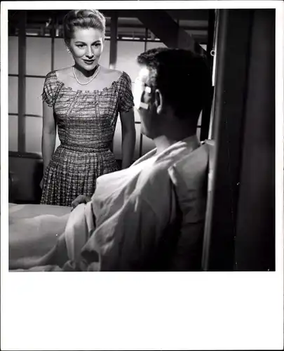 52 Pressefotos Joan Fontaine, Portraits und Filmszenen