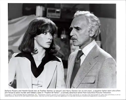 19 Pressefotos Stefanie Powers, Portraits und Filmszenen