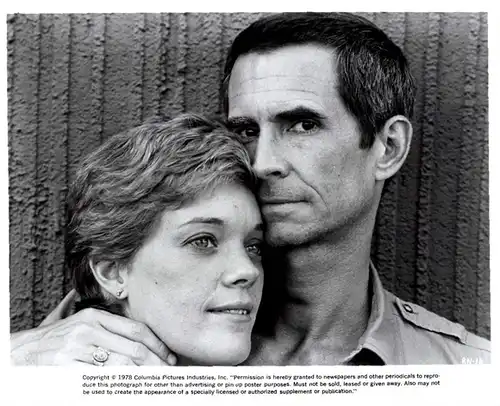 41 Pressefotos Anthony Perkins, Portraits und Filmszenen